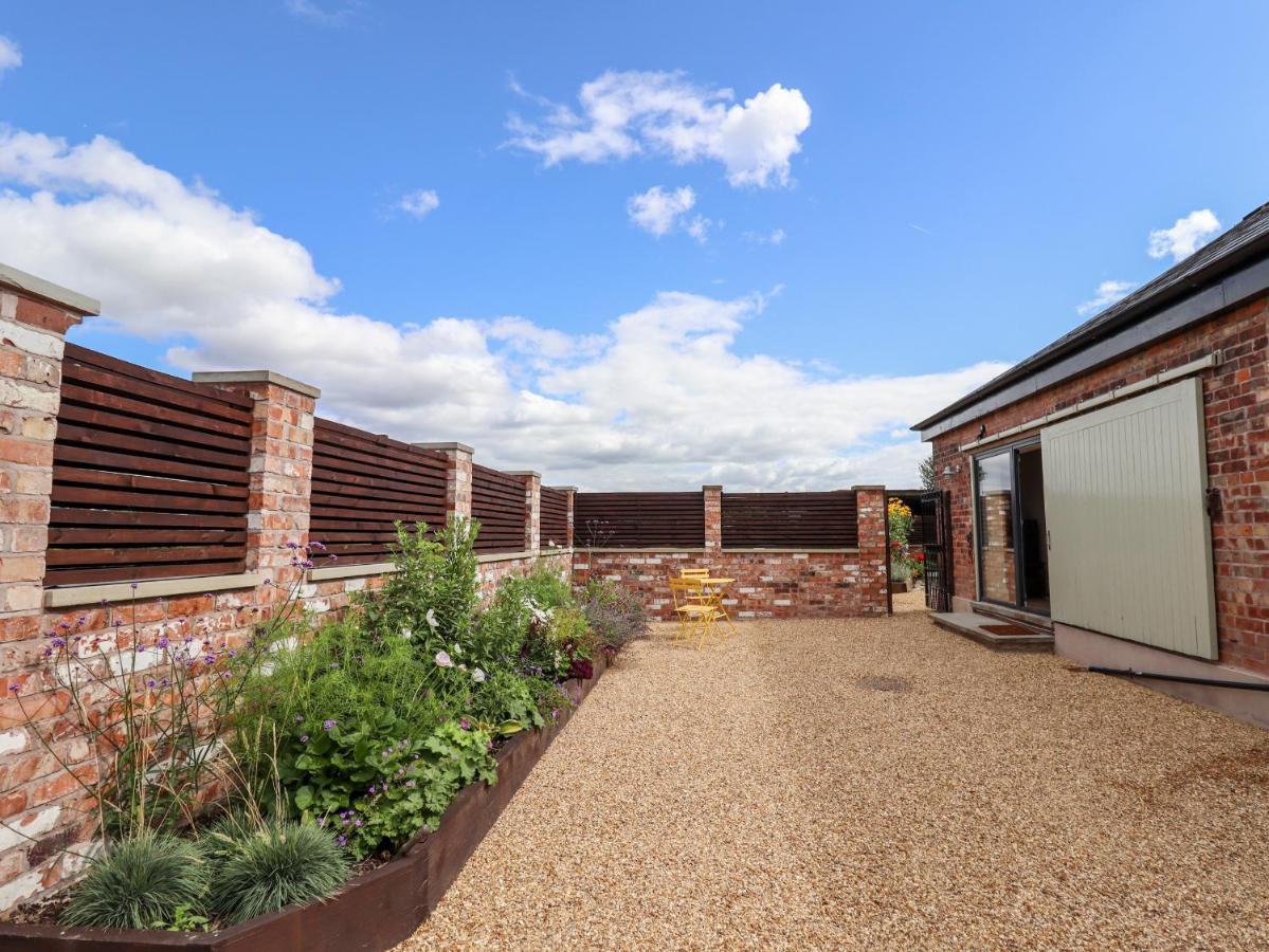 Wren Cottage Sandbach Exterior photo
